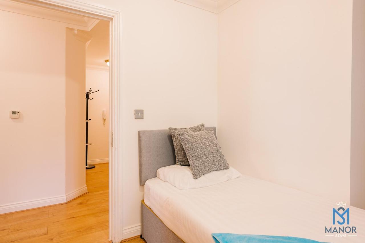 05Th Residence Of Lord Avenue Sleeps Five People Northampton Luaran gambar