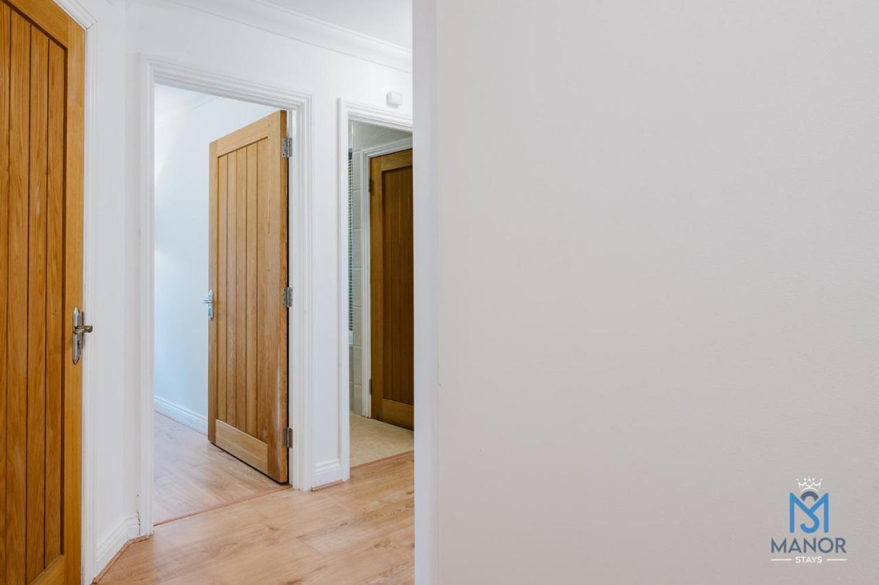05Th Residence Of Lord Avenue Sleeps Five People Northampton Luaran gambar